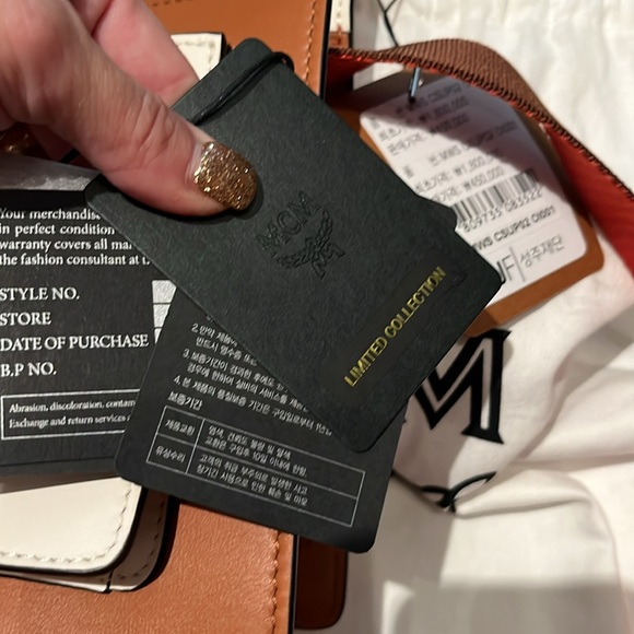 NWT MCM Calfskin Orange and Black Tiger Print Crossbody Bag w/ dustbag - Picture 9 of 10